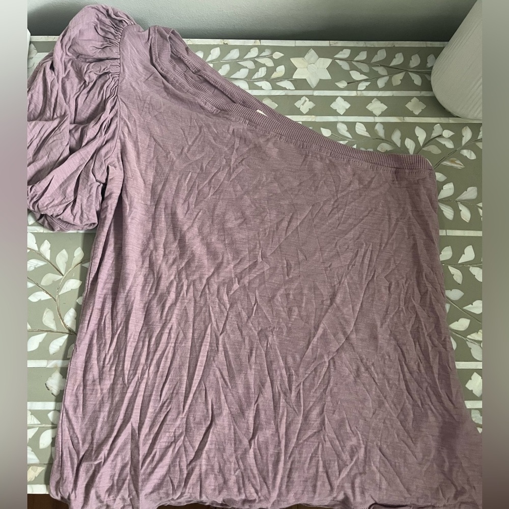 nation one sleeve shirt